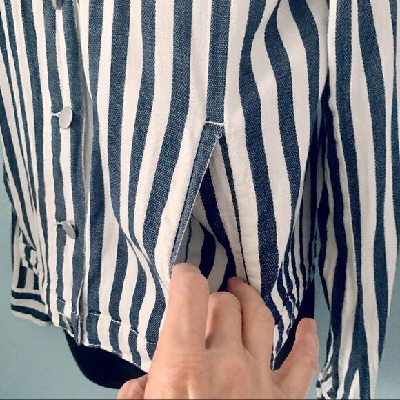 Vince Camuto Boardwalk Blue & White Stripe Crop Jacket Size Small - Picture 5 of 15